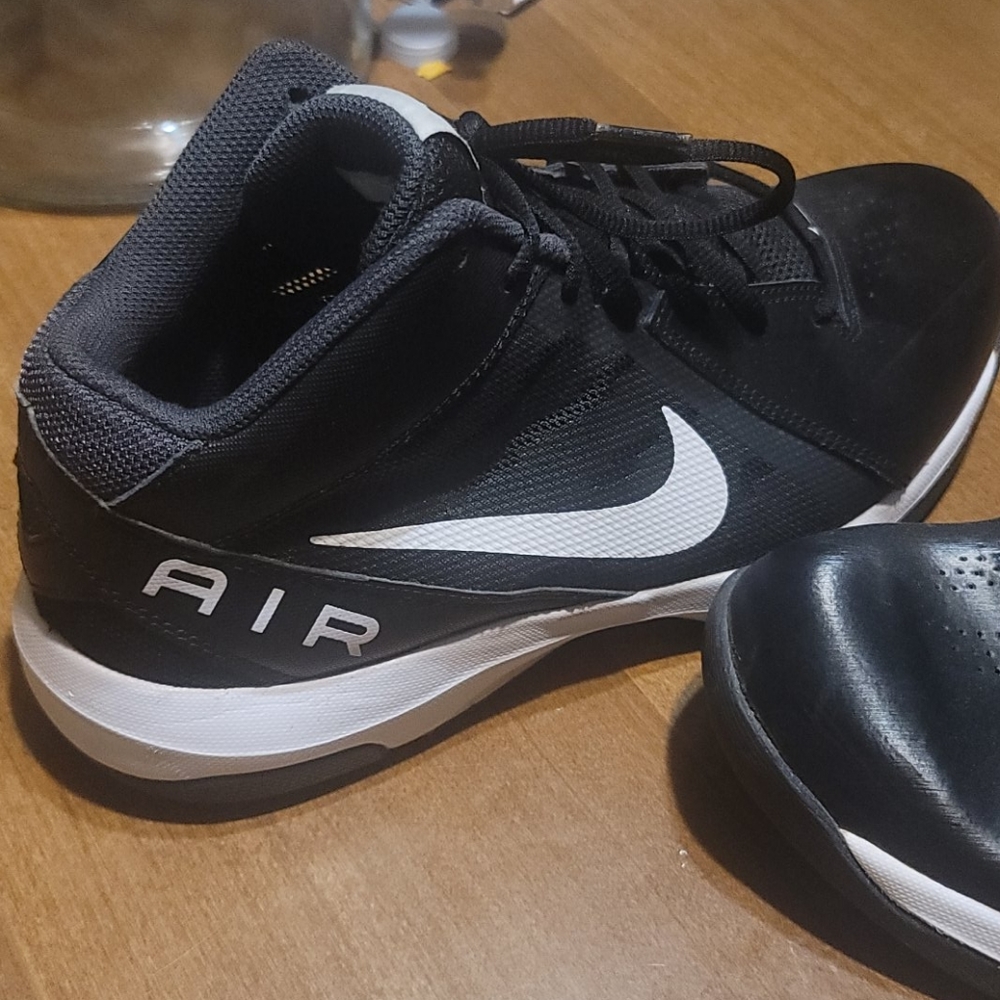 Mens nike basketball shoes